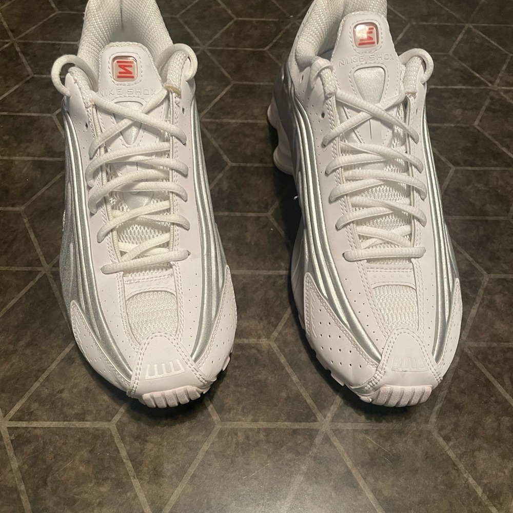 Nike shox